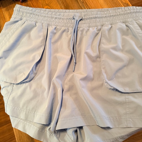 Old Navy Pants - Old Navy Tech Stretch Activewear Shorts